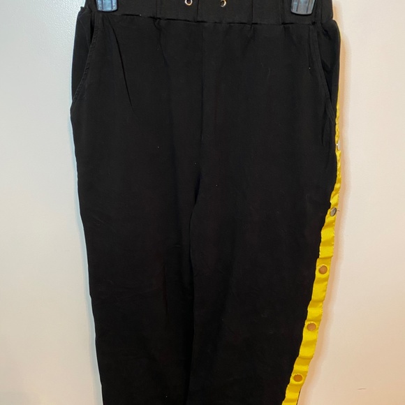 Pants - Picture 5 of 6